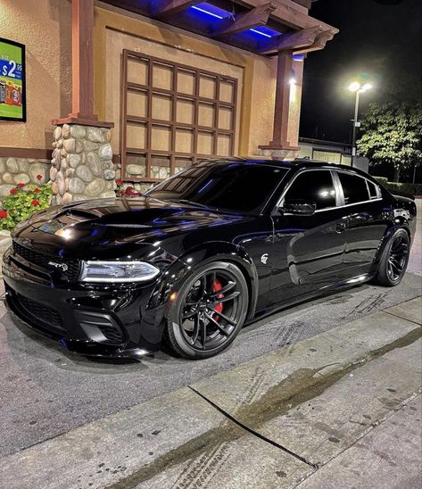 Redeye Hellcat Charger, Doge Charger Srt Hellcat, Doge Srt Hellcat, Hell Cat Srt Charger, Hellcat Charger Aesthetic, Hell Cat Charger, Doge Cars, Doge Car, Hell Cat Car