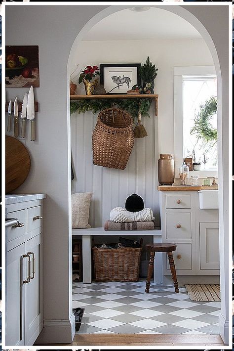 Winter Home Decor Kitchen - Visit today for you will not know what you will find. Click to visit NOW! Seeking Lavender Lane, Home Decor Winter, Country Home Magazine, European Christmas, European Decor, European Cottage, European Farmhouse, Paper Home Decor, Paper Home