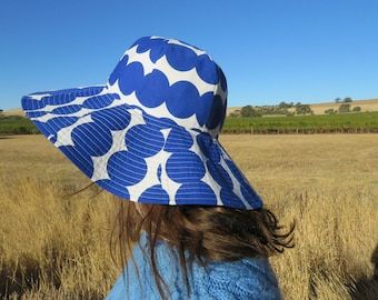 TheCraftofClothes - Etsy Cotton Hat Pattern, Hat Pattern Sewing, Sunhat Pattern, Indigo Dyed Fabric, Bucket Hat Pattern, Zero Waste Fashion, Low Waste, Pattern Sewing, Sewing Book