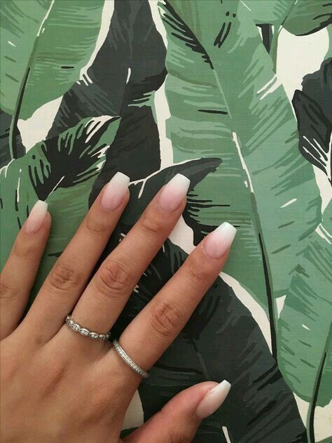 Growing Nails, Big Nails, French Fade Nails, Short Coffin Nails Designs, Faded Nails, Makeup Cantik, Nails Beautiful, Short Coffin Nails, How To Grow Nails