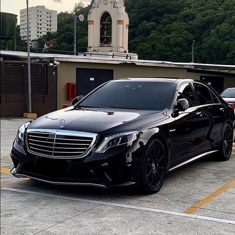 S Class Mercedes, Drive Mercedes, Mercedes Sedan, Mercedes Benz Sedan, Most Luxurious Car, Mercedes Benz Suv, Luxury Cars Mercedes, Black Mercedes, Black Mercedes Benz