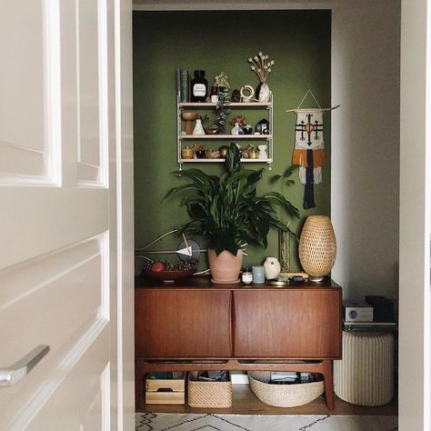 Farrow & Ball on Instagram: “Bring the outdoors in with #Bancha, our protective olive green. 📷 by @igorjosif #FarrowandBall” Bancha Farrow And Ball, Olive Green Bedrooms, Green Dining Room, Gold Bedroom, Green Walls, Farrow And Ball, Room Color Schemes, Room Update, Bohemian Interior