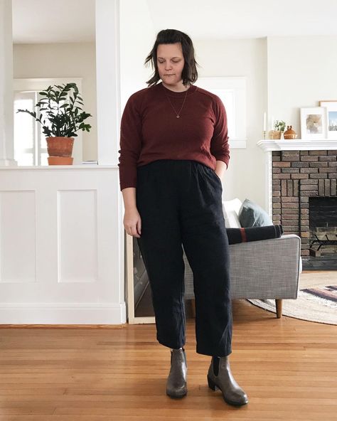 Blundstone With Wide Pants, Blundstone With Leggings, Plus Size Blundstone Outfit, Heeled Blundstone Outfit, Blundstone Women Outfit Dressy, Blundstone Women Outfit, Blundstone Outfits, Blundstone Outfit, Fashion Brenda