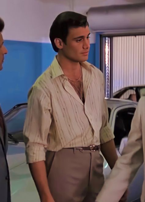 Sopranos Style Men, Sopranos Inspired Outfits, Manny Ribera Scarface, Scarface Outfits Men, Goodfellas Outfits, The Sopranos Fashion, Mob Outfits Men, Mobster Outfits Men, Chris Moltisanti Style