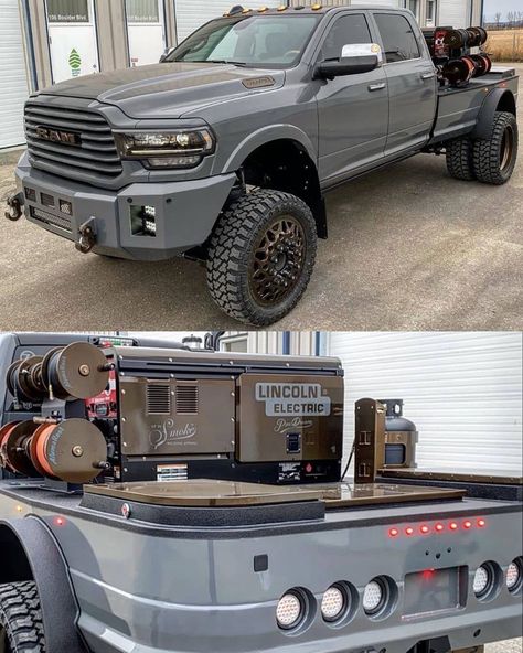 #welding #Ramtrucks Welding Truck Bedding, Custom Truck Flatbeds, Rig Welder, Work Truck Organization, Pipeline Welding, Flatbed Truck Beds, Welding Trailer, Custom Flatbed, Welding Trucks