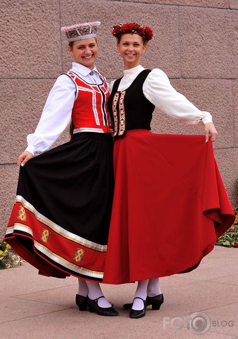 Latvian folk costumes Latvian National Costume, Latvian Folk Costume, Latvian Clothing, Costumes Around The World, Folk Clothing, Folk Design, International Clothing, National Costume, Folk Dresses