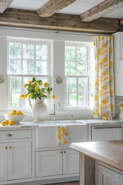 Lemon Inspired Kitchen, Lemon Themed Kitchen, Yellow And Green Color Palette, Spanish Kitchen Design, Yellow Kitchen Cabinets, Painted Kitchens, Timeless Kitchen Design, Kitchen Beautiful, Lemon Theme