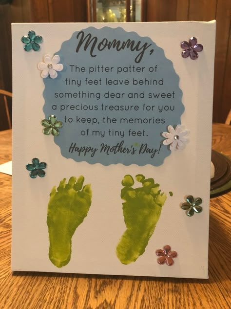 Mother’s Day Projects For Toddlers, Mother’s Day Crafts Preschool, Mother’s Day Gifts For Toddlers, Mom Footprint Craft, Mother's Day Art For Babies, Mother’s Day Activities For Toddlers, Mothers Day Ideas For Toddlers, Preschool Mother’s Day Craft, Mothers Day Art Preschool