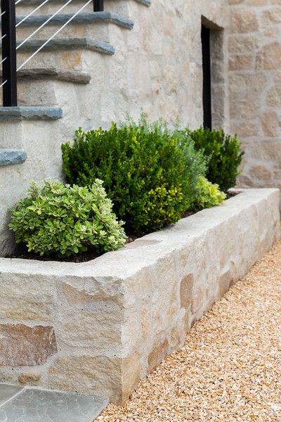 NGingold_GardenStudios0816_279 Pretty Retaining Walls, Mediterranean Stone Wall, Stone And Plaster Wall, White Stone Retaining Wall, Stone Wall Patio, Limestone Water Feature, Stone Wall Around Patio, Stone Fountain Ideas, Stone Porch Ideas