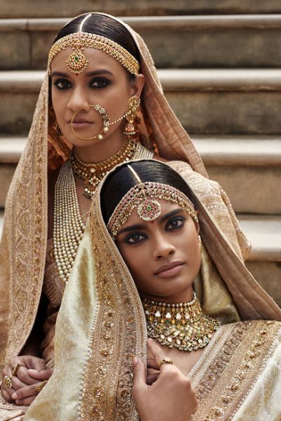 THE BROWN GIRL GUIDE Sabyasachi Bridal, Girl Guide, Indian Photoshoot, Indian Woman, Indian Bridal Fashion, Indian Bridal Outfits, Indian Bridal Makeup, Indian Aesthetic, Bridal Jewellery Indian