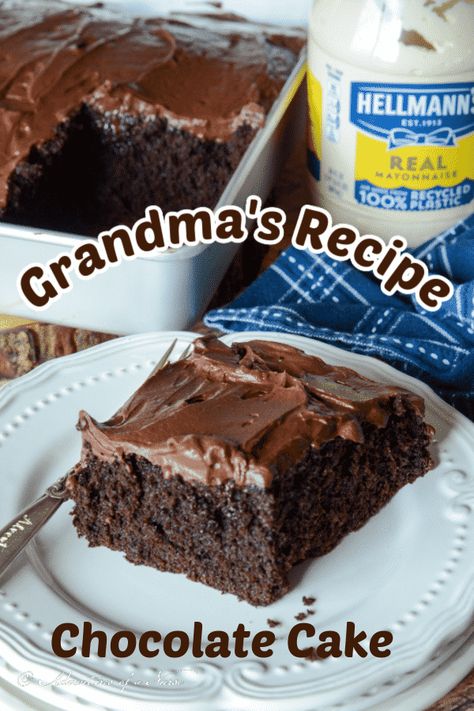 Chocolate Whipped Cream Frosting, Slow Cooker Cake, Homemade Cake Recipes Chocolate, Mayonnaise Cake, Chocolate Mayonnaise Cake, Chocolate Whipped Cream, Chocolate Cake Recipe Easy, Homemade Chocolate Cake, Whipped Cream Frosting