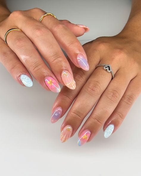 summer freestyle for maddie 🌺🫧🐚 i’m actually so in love with how this set turned out omg and it was so fun to make the water nail likeeee look how realistic?? love. #nails #nailart #summernails #summer #gelx #gel #gelnails #vbeautypure #apresgelx #après #vbp #nailinspo #nailinspiration #gelextensions #almondnails Subtle Summer Nails, Water Effect Nails, Hawaii Inspired Nails, Summa Nails, Nails Acrylic Summer, Summertime Nails, Nail Inspo Summer, Vacation Nail Designs, Teen Nails