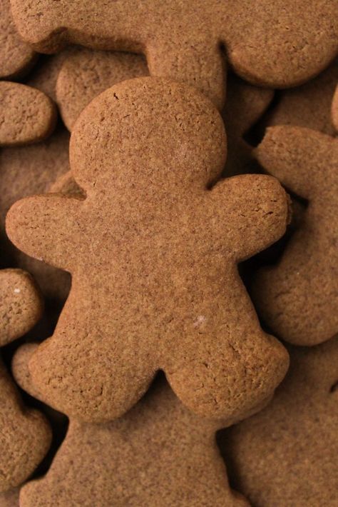 No Chill Gingerbread Cookies - Sweets by Elise Gingerbread Cookies No Spread, No Chill Cookies, No Spread Gingerbread Cookies, No Chill Sugar Cookies, Cookie Glaze, Soft Cookie Recipe, Gingerbread Dough, Store Bought Frosting, Soft Gingerbread Cookies