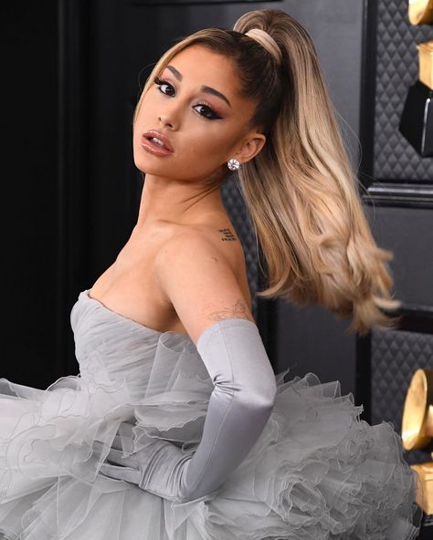 Ariana Grande Ponytail, Ariana Grande Grammys, Grammys 2020, Chic Ponytail, Ariana Grande Images, Celebrity Bride, Sam & Cat, Staples Center, Bebe Rexha