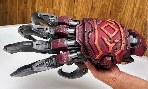 Robot Claw Hand, Mecha Reference, Armadura Ninja, Cyberpunk Concept Art, Hand Anatomy, Tiger Claw, Costume Armour, Robotics Projects, Battle Scars