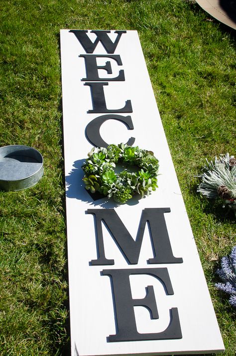 Cricut Interchangeable Sign, Diy Welcome Porch Sign Wood, Season Changing Welcome Sign, Welcome Sign With Changeable Seasons, Welcome Porch Sign Interchangeable, Diy Welcome Sign Wood Front Porches With Cricut, Seasonal Porch Signs, Seasonal Welcome Sign Diy, Diy Interchangeable Welcome Sign