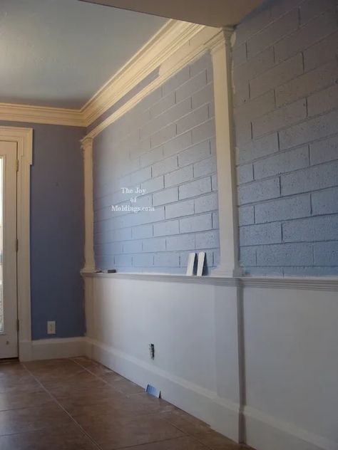 wainscoting-on-brick-wall-kitchen-2 Wainscoting Styles Bathroom, Kitchen Blue Walls, Wall Crown Molding, Beadboard Half Wall, Kitchen Molding, Kitchen Brick Wall, Bathroom Wainscoting, Brick Wall Kitchen, Kitchen Brick