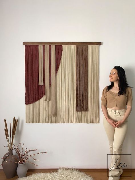 Yarn Decor, Weaving Tapestry, Fiber Art Wall Hanging, Fiber Wall Art, Large Tapestries, Macrame Wall Hanging Diy, Macrame Wall Hanging Patterns, Textile Wall Art, Large Macrame Wall Hanging