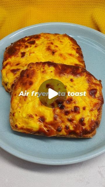 Emily Scott on Instagram: "AIR FRYER FETA TOAST 🧀🍞. Forget feta fried eggs, feta toast is where it's at!

You need to try this easy air fryer breakfast. It's absolutely delicious and so quick to prepare 😍. 

Simply mix together crumbled feta cheese with 1 egg, spoon onto 2 slices of bread, then air fry until golden.

Don't have an air fryer? You can bake it in the oven too, instructions for both are in the recipe below 👇.

Recipe (serves 1):
🧀 Crumble 30g feta cheese into a bowl.
🍞 Crack in 1 large egg & add any seasonings/herbs or spices of your choice, then mix well.
🧀 Spoon the feta mixture on to 2 slices of bread.
🍞 Air fry at 180C or oven bake at 180C fan/200C for 8-10 mins or until golden & crispy.
🧀 Serve with a drizzle of hot honey or sweet chilli sauce. Enjoy!

#whatiatef Feta Toast, Eggs Feta, Cottage Cheese Toast, Air Fryer Breakfast, Grill Cheese, Cottage Cheese Eggs, Emily Scott, Cheese Toast, Sweet Chilli Sauce