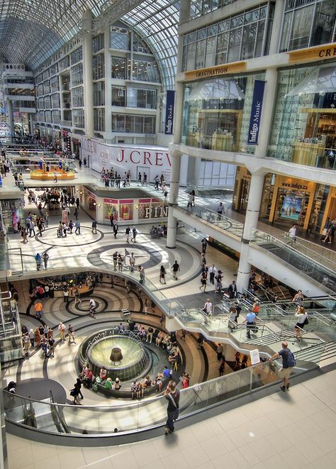 Toronto Eaton Centre. Fun place to shop especially at Christmas when it has beautiful lights and decorations. Toronto Mall, Christmas Market Toronto, Toronto Shopping, Toronto Trip, Yorkdale Mall Toronto, Manchester Shopping Centre, Kensington Market Toronto, Eaton Centre, Toronto Eaton Centre