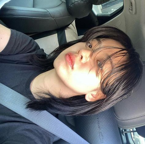 Lee joo young Lee Joo Young Actress, Lee Joo Young Hair, Lee Jooyoung, Lee Joo Young, Asian Short Hair, Young Actresses, Cute Friend Photos, May 2023, Girl Short Hair