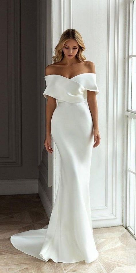 Eva Lendel, White Bridal Gown, Paper Rings, Classy Wedding Dress, Wedding Dress Guide, Maid Of Honour Dresses, White Wedding Dress, Dress Guide, Dream Wedding Ideas Dresses