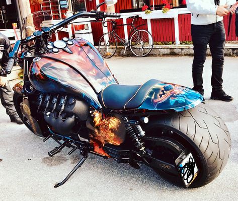 Boss Hoss Motorbike – Janet Carr @ Boss Hoss Motorcycle, Big Motorcycle, Boss Hoss, Trike Bicycle, Cat Dark, American Werewolf In London, Bicycle Trailer, Futuristic Motorcycle, Biker Men