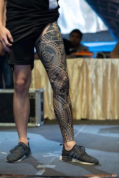 Full Leg Polynesian Tattoo, Mayan Leg Sleeve, Leg Maori Tattoo Men, Polynesian Leg Sleeve, Maori Tattoo Leg, Dominican Tattoo Ideas, Maori Leg Tattoo, Tattoo Maori Perna, Tattoo Pierna Hombre