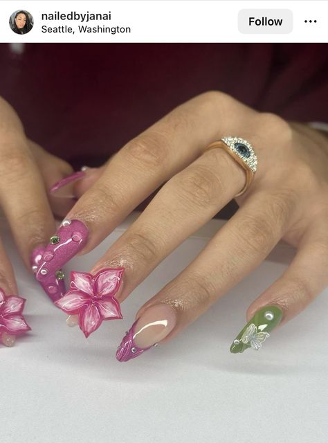 Valentine Nails, Nails Design With Rhinestones, Dream Day, Short Square Acrylic Nails, Really Cute Nails, Kawaii Nails, Square Acrylic Nails, Fire Nails, Floral Nails