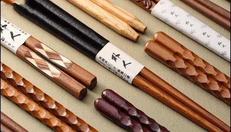 Gaijin Izakaya (外人) Visual Brand Identity :: Behance Chopsticks Design, Korean Pattern, Wooden Chopsticks, Rustic Mugs, Japanese Chopsticks, Paper Table, Chopstick Rest, Style Japanese, Ceramic Jars