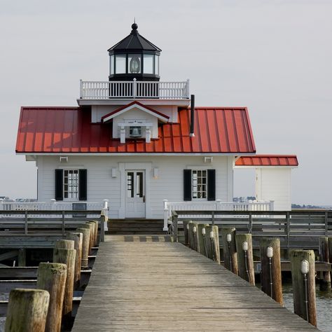 Boasting the Outer Banks' most concentrated area of attractions, Manteo is truly a hidden gem. It is a fantastic weekend getaway destination. It also offers the perfect great escape for Outer Banks vacationers looking to get out of the sun and off the beach for a bit. Hatteras Island Nc, Outer Banks North Carolina Vacation, Manteo Nc, Roanoke Island, North Carolina Vacations, North Carolina Travel, Outer Banks North Carolina, Great Escape, Waterfront Restaurant