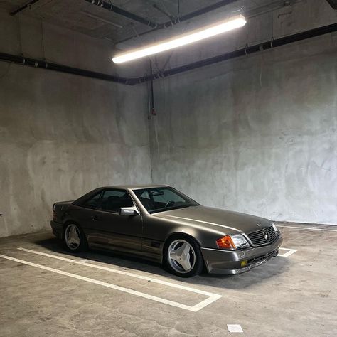 Mercedes R129, Luxury Garage, Euro Cars, Mercedes Benz Classic, Street Racing Cars, Mercedes Benz Cars, Benz Car, Classy Cars, Street Racing