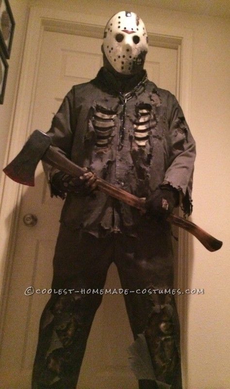 Someone else's home made costume for inspiration Jason Costume, Jason Voorhees Costume, Made Costume, Jason Friday, Horror Movie Icons, Costume Inspo, Halloween Vintage, Jason Voorhees, Friday The 13th