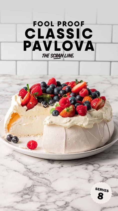 Pavlova Recipe (Fool Proof) Pavlova Recipe Easy, Australian Pavlova, Classic Pavlova Recipe, Pavlova Photography, Pavlova Toppings, Chocolate Pavlova, Pavlova Dessert, Grazing Platter, Pavlova Cake