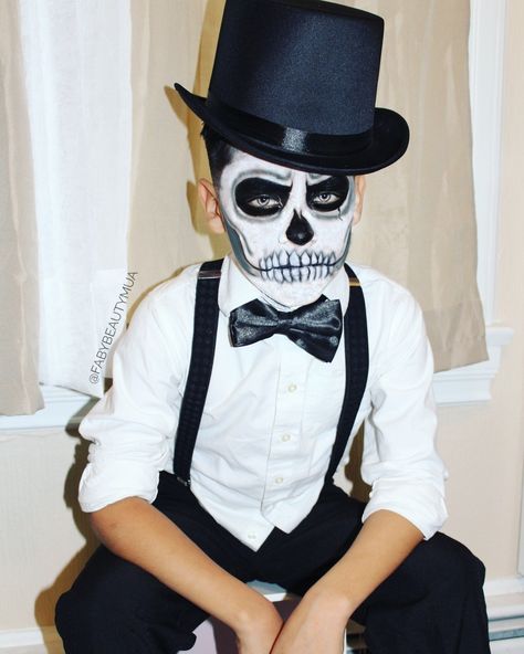 Skull makeup for kids Makeup For Kids, Baby Boy Halloween, Creepy Halloween Makeup, Skull Makeup, Toddler Halloween Costumes, Kids Makeup, Horror Movie Characters, Día De Muertos, Halloween Costumes For Kids