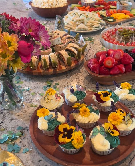 a moment for the food spreads lately . . . #instafood #fallinspo #fallaesthetic #fallfood #foodaesthetics Fairy Food Ideas Party, Fairytale Food, Fairy Food, Magic Party, Mouse Party, Forest Theme, Aesthetic Vibes, Food Themes, Grad Party