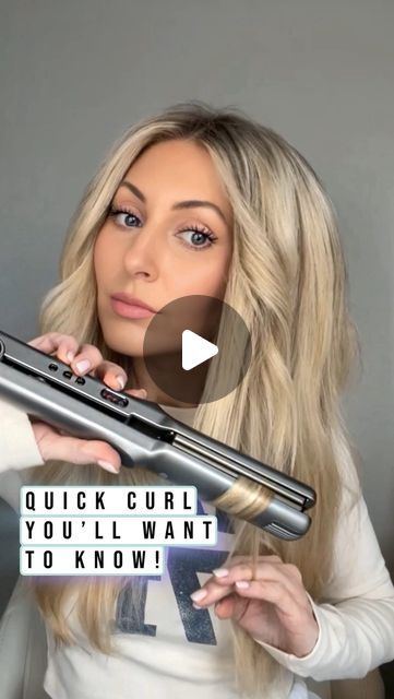 DANA PLUMMER on Instagram: "Promise, it’s the EASIEST Quick Curl Technique & you’ll want to know it! ♥️   25 yrs as a licensed hair artist, I cannot tell you how people have told me; “I just can’t do my hair like you do.” I show them the simple motion & the technique, then show them how to practice it using low heat, then it makes total sense!  Playing w my new @jrlusa flat iron & OH MY is it fantastic! Also bought the hair dryer!! 😭 It’s so AMAZING it makes me cry! 😁 I will share that soon! The best dryer I’ve ever had. I had to find a new dryer after my shoulder surgery; mine was too heavy & caused so much pain after work. My JRL tools are a dream! ✨   I always tell people, learn the curls that will make the front of your hair look the way you like it:) The back doesn’t really matter, Quick Curls, Curl Hair With Straightener, Afro Twist, Hair Curling Tips, Flat Iron Curls, Twist Hair, Hair Artist, Front Hair Styles, Flat Iron Hair Styles