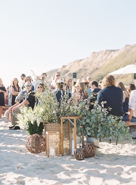 Rustic Chic Beach Wedding, Boho Beach Wedding Aisle, Beach Wedding Head Table, Beachy Wedding Centerpieces, Coastal Beach Wedding, Beach Wedding Aisle Runner, Beach Wedding Set Up, Beach Welcome Party, Neutral Beach Wedding