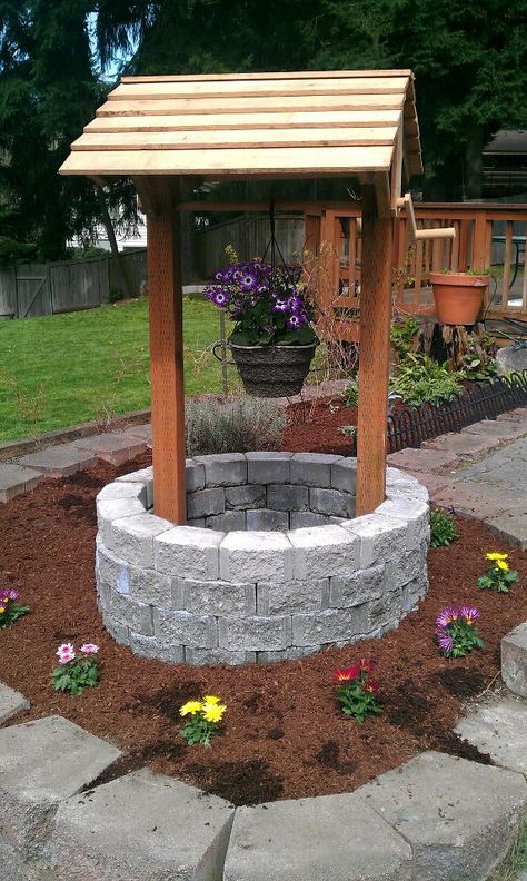 Wishing well; definitely nice to put in the front yard for visitors to donate! Wishing Well Garden, Diy Wishing Wells, Front Yard Decor, Backyard Projects, Wishing Well, Lawn And Garden, Outdoor Projects, Yard Landscaping, Garden And Yard