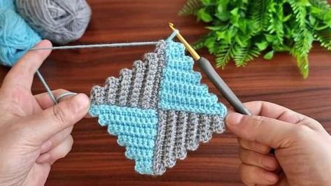 Easy Crochet Squares, Mini Granny Square Pattern, Crochet Squares Pattern Free, Diy Ideas Aesthetic, Motif Crochet Pattern, Useful Crafts, Motif Knitting, Tunisian Knitting, Crochet Glasses