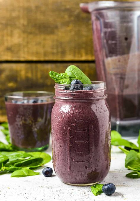 Smoothie With Spinach, Gain Weight Smoothie, Recipe For Spinach, Spinach Vegan, Banana Spinach Smoothie, Best Green Smoothie, Mixed Berry Smoothie, Berry Smoothie Recipe, Smoothie Drink Recipes