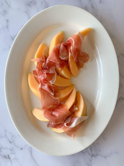 Melon With Prosciutto, Prosciutto Cantelope, Cantaloupe And Prosciutto, Melon And Proscuitto, Cantaloupe Prosciutto, Melon And Prosciutto, Prosciutto Melon, Prosciutto Recipes, Pub Food