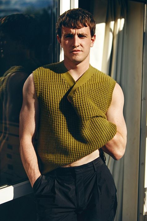 Cover star: The edgy shoot sees the County Kildare native pull off his best cover star pos... Uniqlo Trousers, Paul Mescal, Normal People, Irish Men, Serie Tv, Gq, Boy Bands, Actors & Actresses, Pretty People