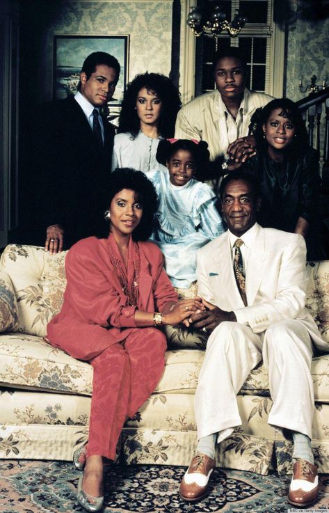 Conservative Lifestyle, Clair Huxtable, Black Sitcoms, Cosby Show, Black Tv Shows, Cast Photos, The Cosby Show, Childhood Tv Shows, 90s Tv