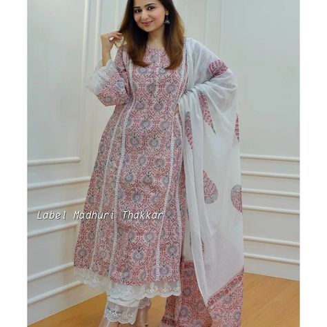 ₹1049 *New wedding season summer collection* 💃 *A-line Pakistani cotton sut* *Featuring beautiful Pakistani A-line cotton suit which is beautiful lace detailings and prints. It is very easy breezy and comfortable as it is paired with matching lace pants and cotton duppata* ⭐Size: *M/38, L/4... Lace Designs On Suits, Cotton Suit Designs, Lace Suit, Designer Salwar Kameez, Kurti Pant, Long Kurti Designs, A Line Kurta, Dress Design Patterns, Kurtis With Pants