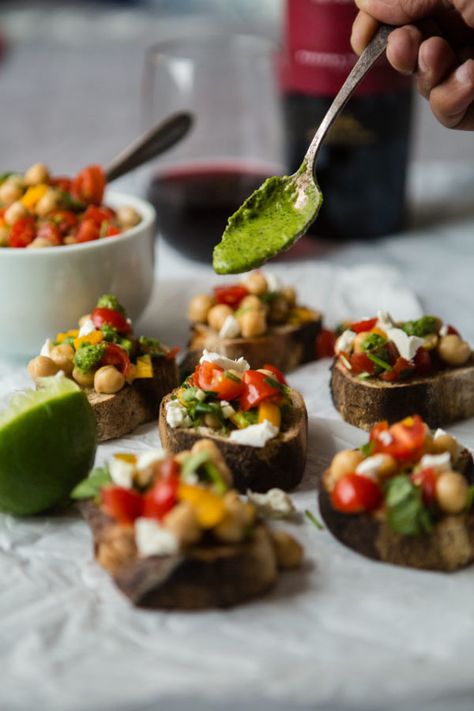 Indian Inspired Appetizers, Indian Bruschetta, Fusion Indian Food, Indian Fusion Appetizers, Indian Appetizers Vegetarian, Desi Appetizers, Diwali Appetizers, Indian Appetizers For Party, Indian Finger Food