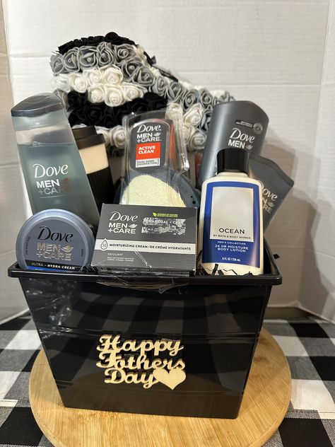 Birthday Presents Ideas For Boyfriend, Presents Ideas For Boyfriend, Male Gift Basket, Male Gift Basket Ideas, Soda Cakes, Birthday Presents Ideas, Cake Gift Basket, Valintines Day, Soda Cake