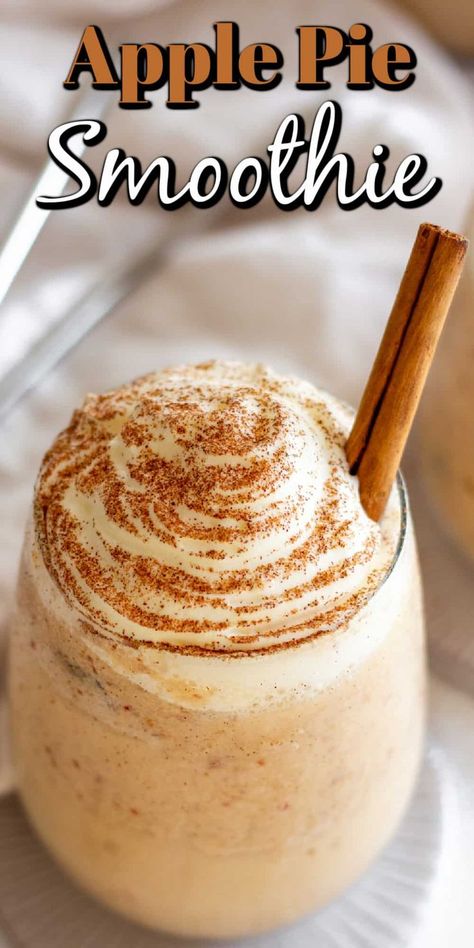 Apple Pie Smoothie Recipe, Apple Smoothie Recipes, Fall Smoothies, Apple Pie Smoothie, Healthy Smoothie Recipes, Smoothie Recipes Healthy Breakfast, Breakfast Smoothie Recipes, Smoothie Drink Recipes, Healthy Apple