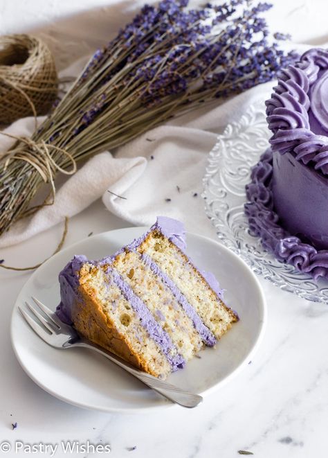 Earl Grey Lavender, Lavender Cake, A Slice Of Cake, Lavender Recipes, Cooking Mama, The Great British Bake Off, Pan Sin Gluten, Grey Lavender, Slice Of Cake