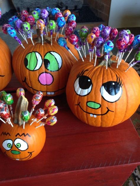 Easy Halloween Crafts For Kids, Halloween Crafts For Kids To Make, Creative Pumpkin Decorating, Painting Pumpkins, Harvest Celebration, Pumpkin Painting Ideas, Homemade Halloween Decorations, Halloween Pumpkin Designs, Painted Pumpkin